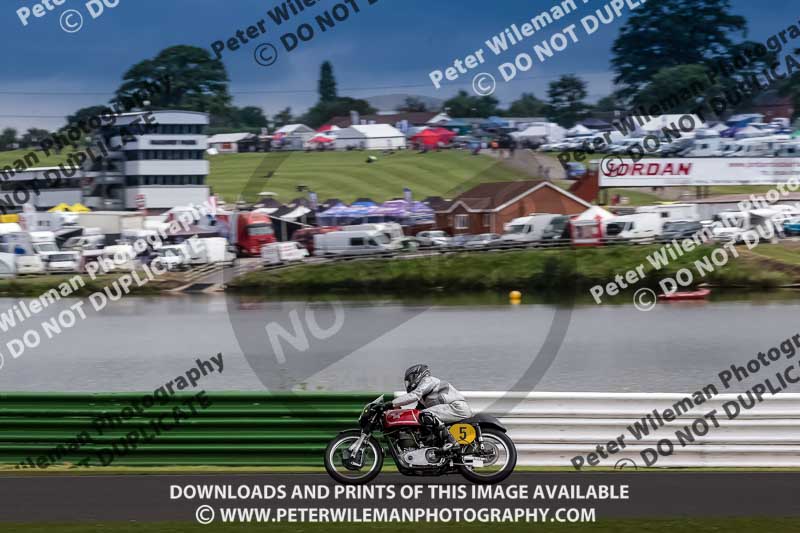 Vintage motorcycle club;eventdigitalimages;mallory park;mallory park trackday photographs;no limits trackdays;peter wileman photography;trackday digital images;trackday photos;vmcc festival 1000 bikes photographs